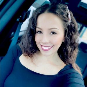 Meet your Posher, Jana